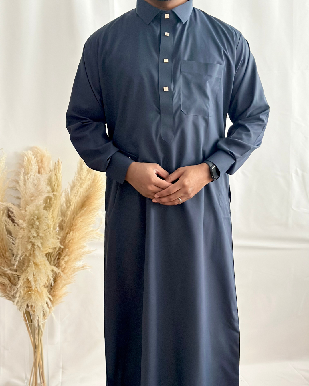 EXCLUSIVE SAUDI THOBE - NAVY - Modesty