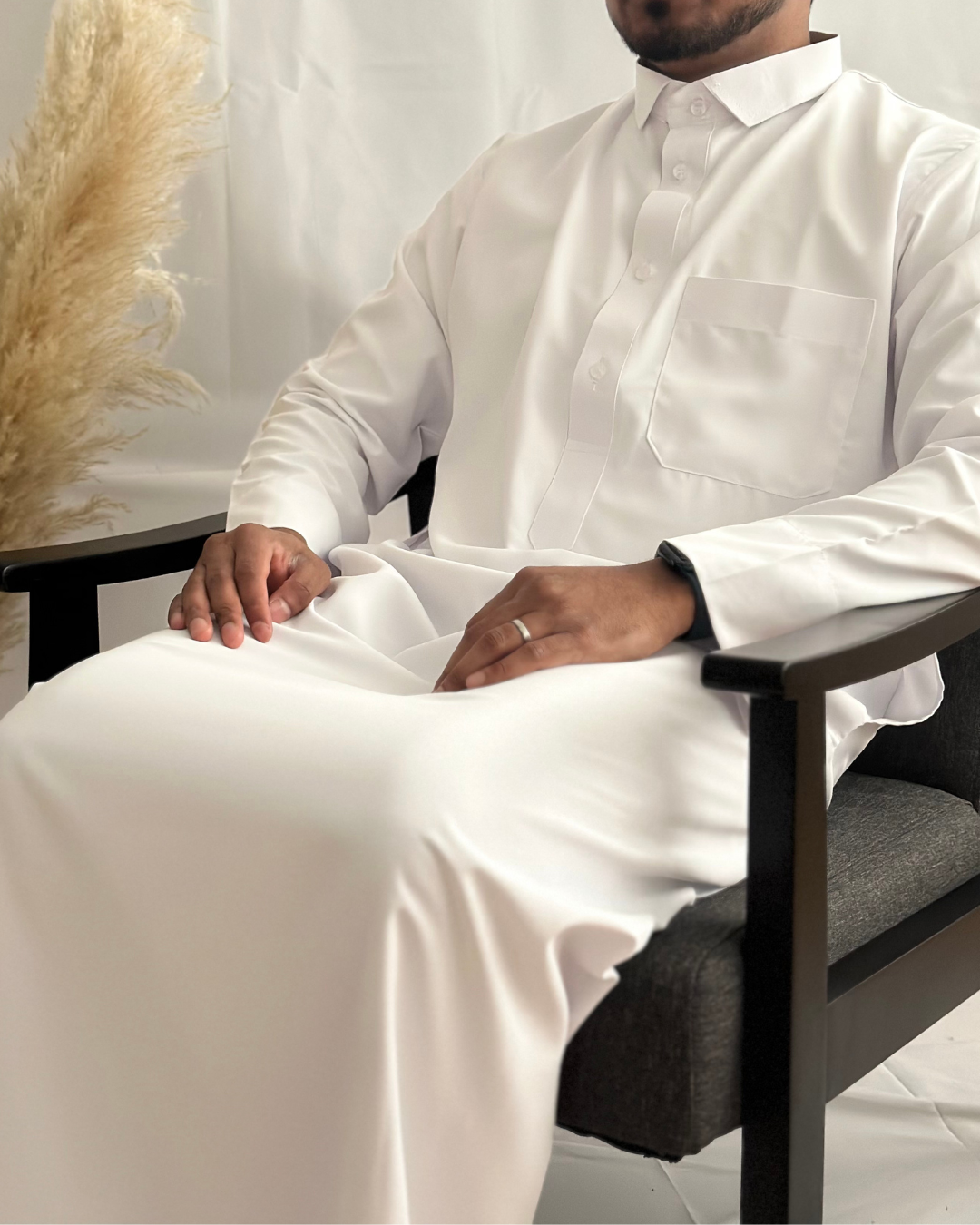 ELEGANT SAUDI THOBE - WHITE - Modesty