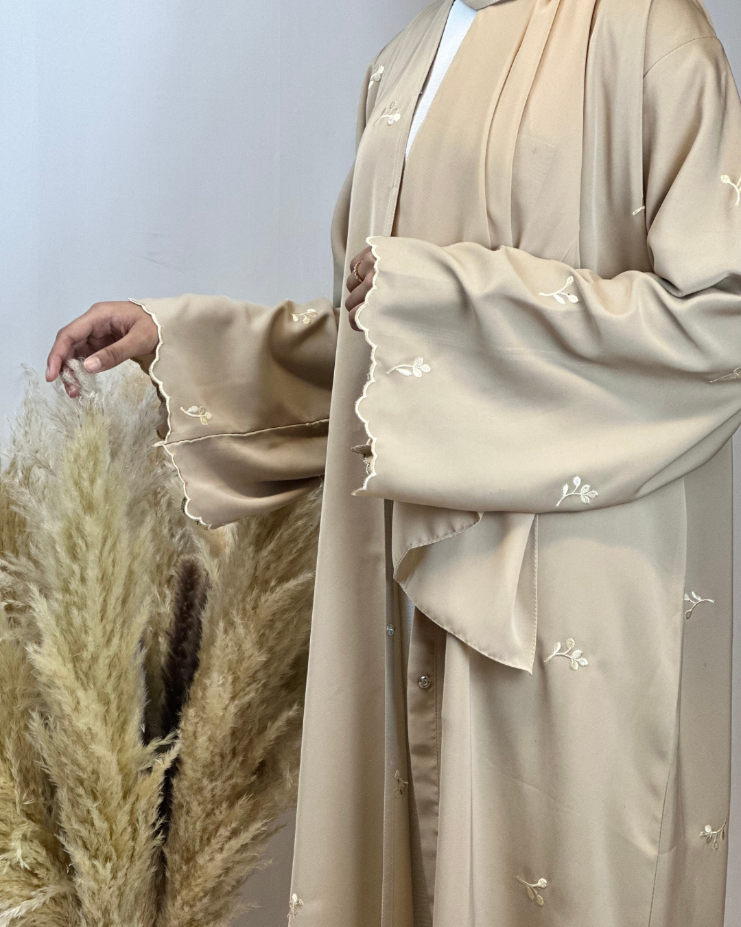 INARA ABAYA - SAND - Modesty