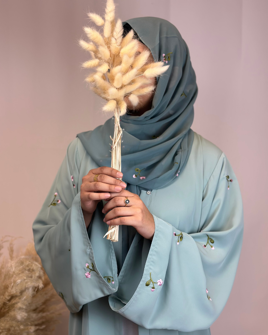 DALIA ABAYA - AQUA - Modesty