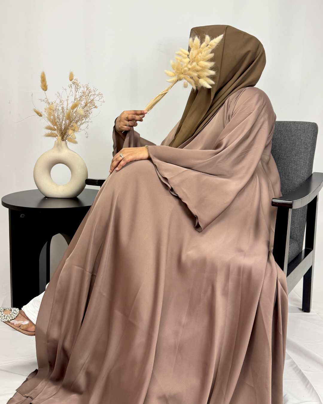 AMIRA ABAYA - MUTED PINK - Modesty