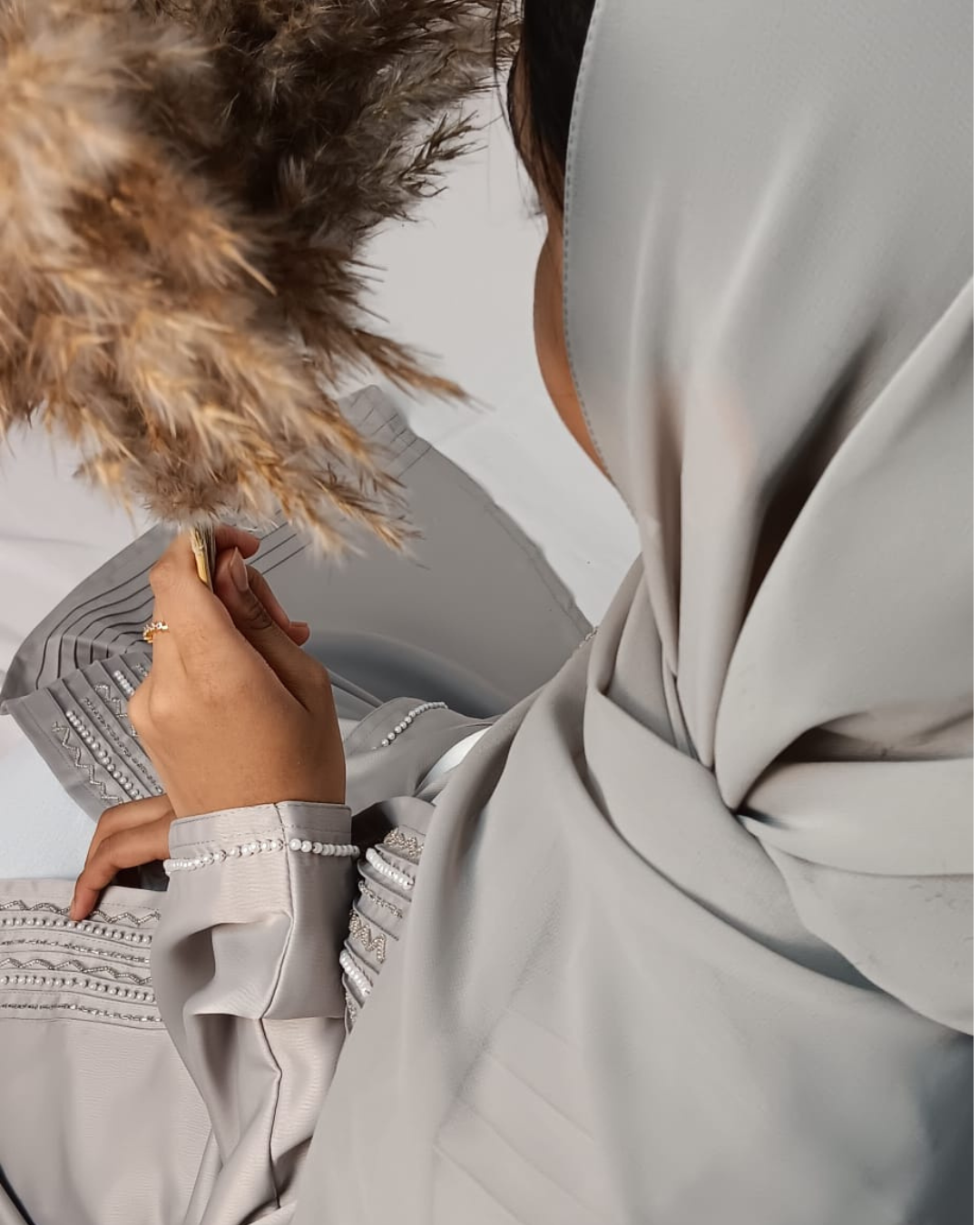 PEARL EMBELLISHED 4 PIECE - LIGHT GREY - Modesty