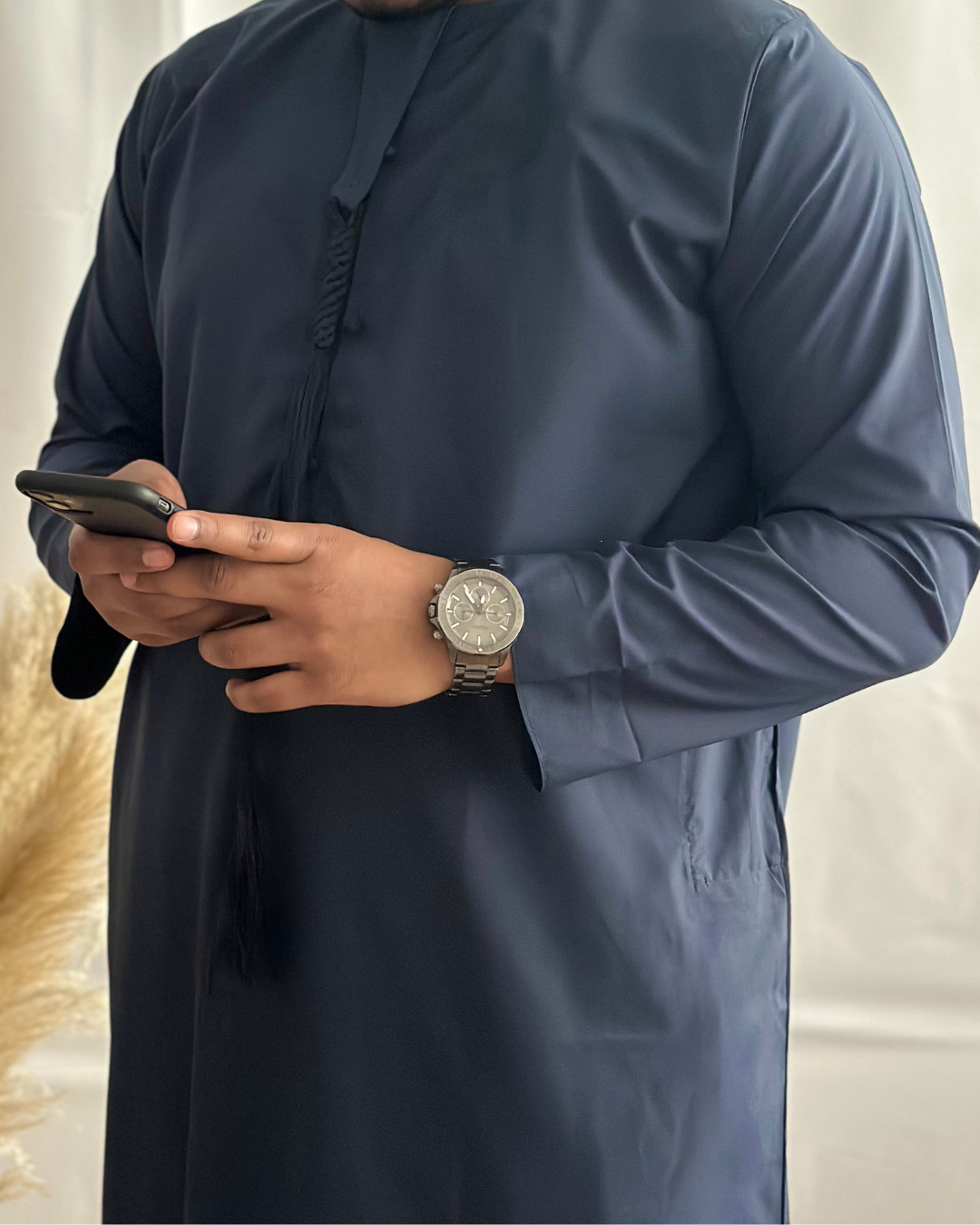 PREMIUM EMIRATI THOBE - NAVY - Modesty