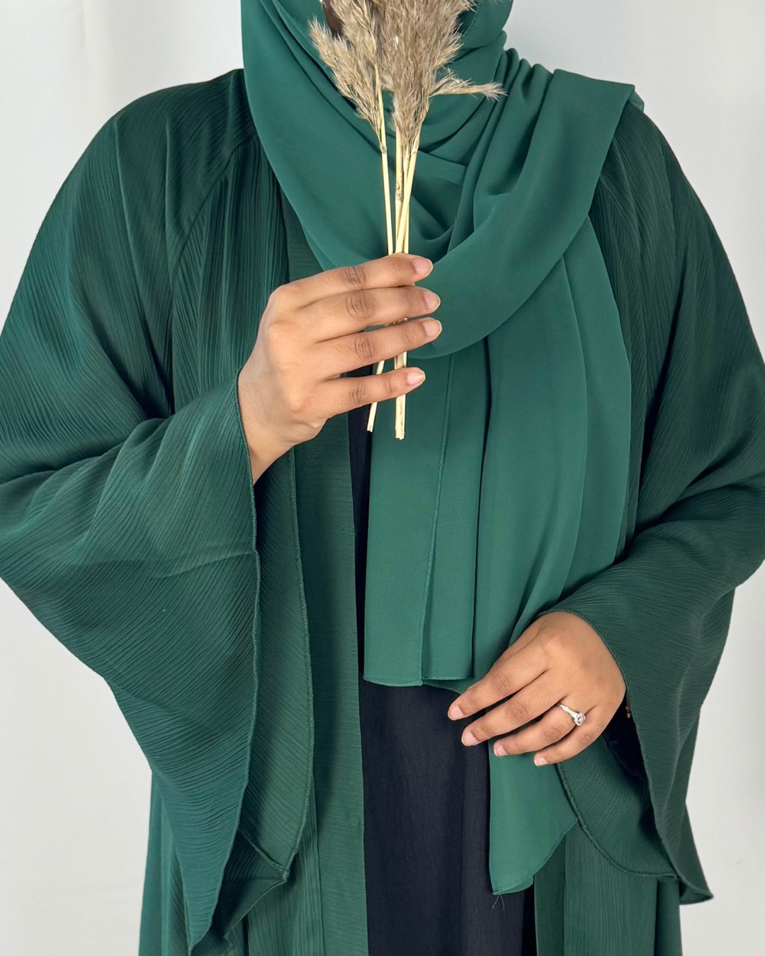 AMIRA ABAYA - FOREST GREEN - Modesty