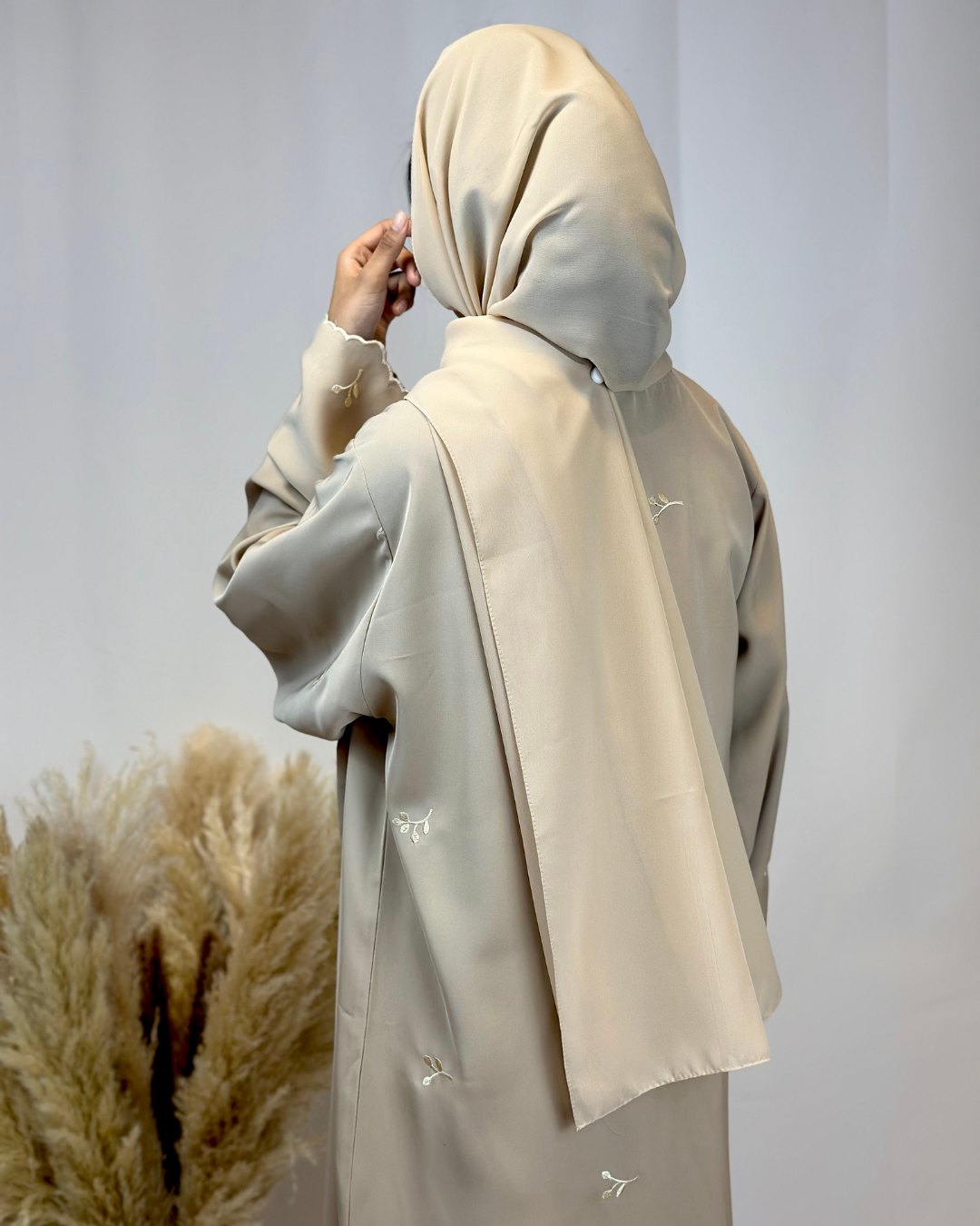 INARA ABAYA - SAND - Modesty