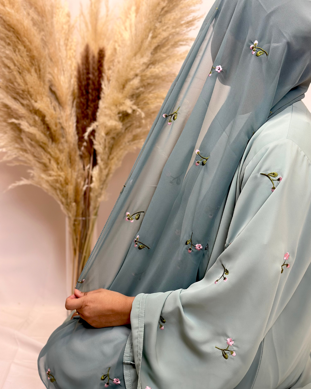 DALIA ABAYA - AQUA - Modesty