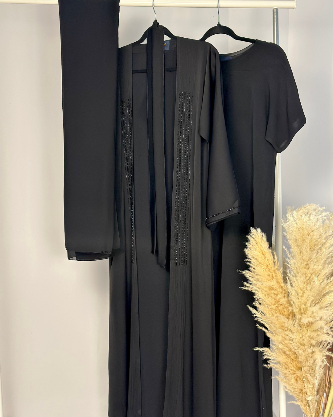 PEARL EMBELLISHED 4 PIECE - BLACK - Modesty