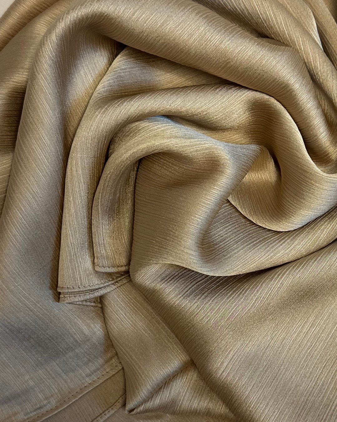 SATIN CRINKLE HIJAB - CHAMPAGNE - Modesty