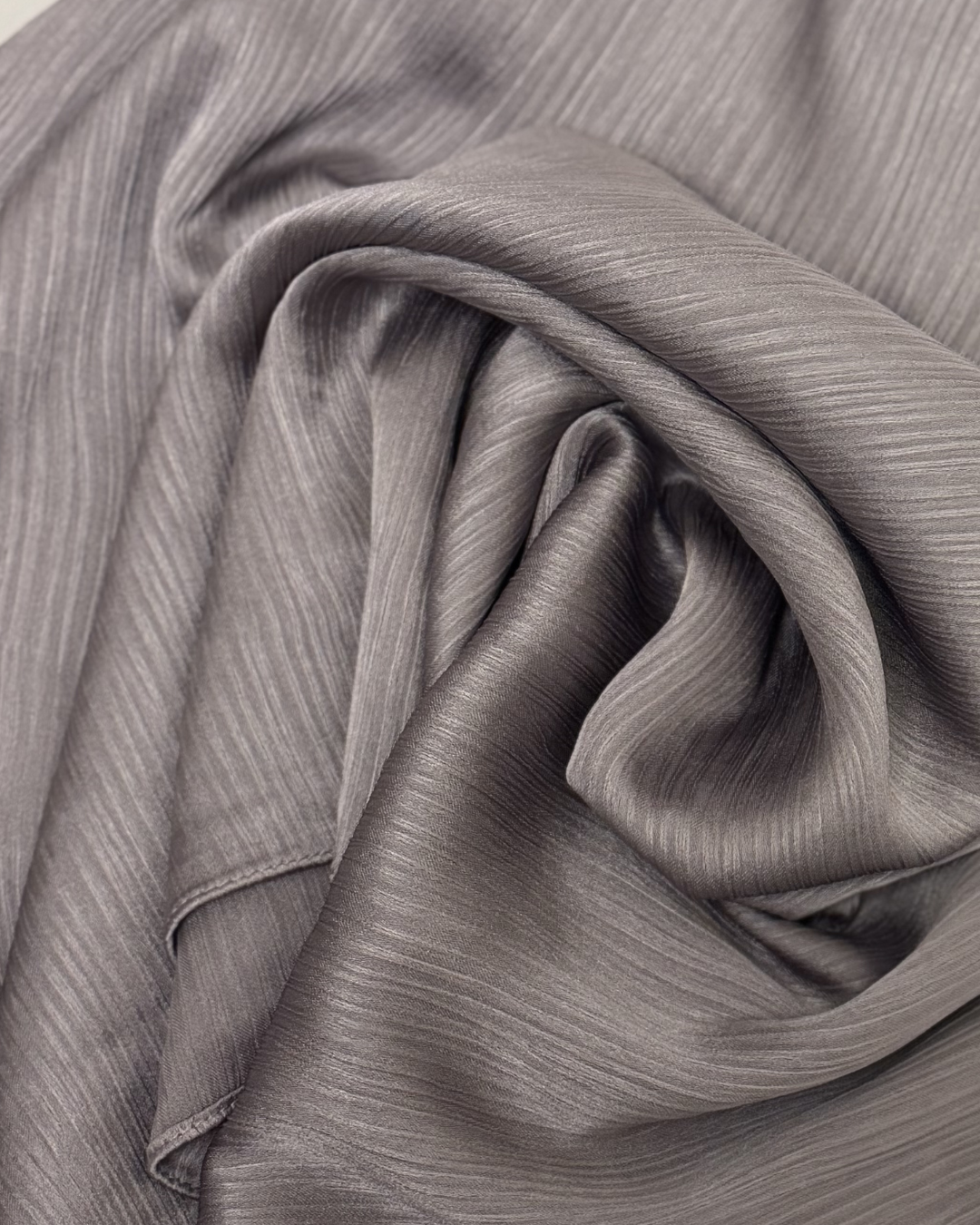 SATIN CRINKLE HIJAB - LIGHT LILAC - Modesty